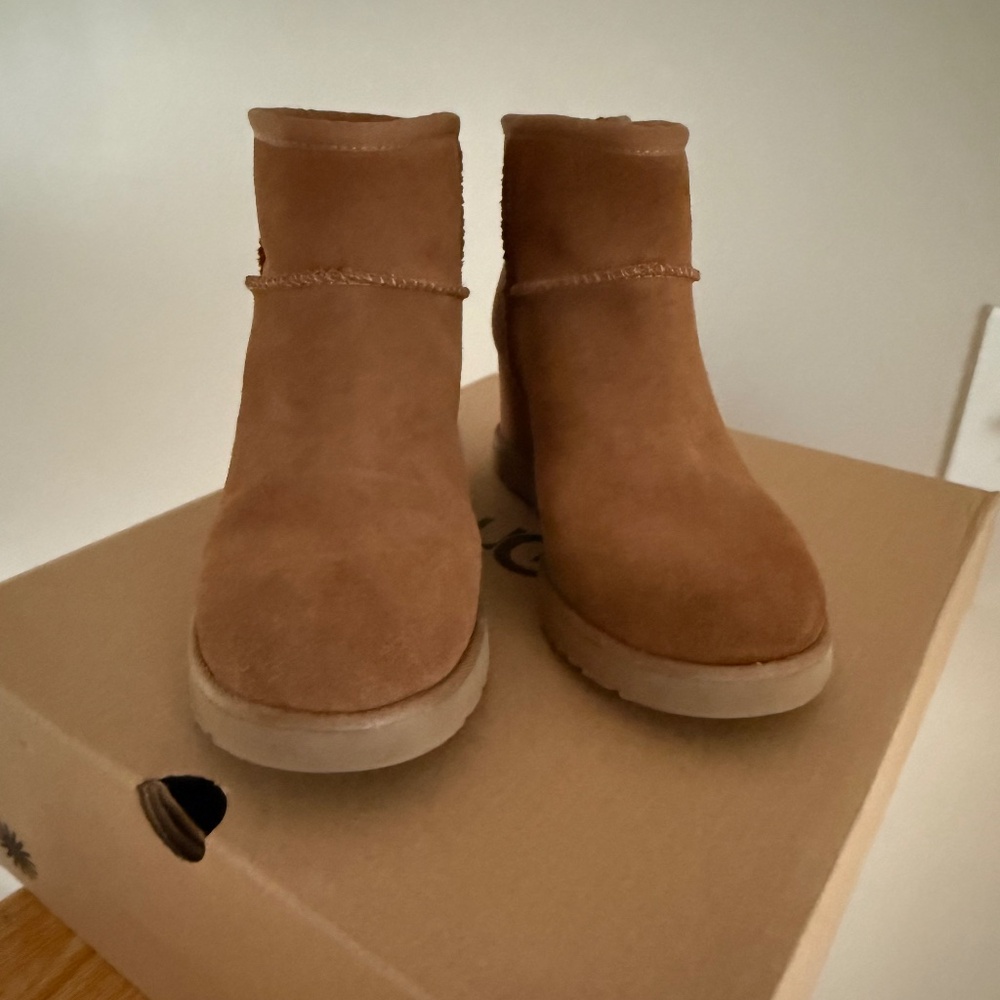 UGG® Classic Femme Mini Wedge Boots